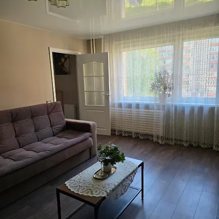 Cozy For 4 With Piano & Self Check-in * Klaipeda